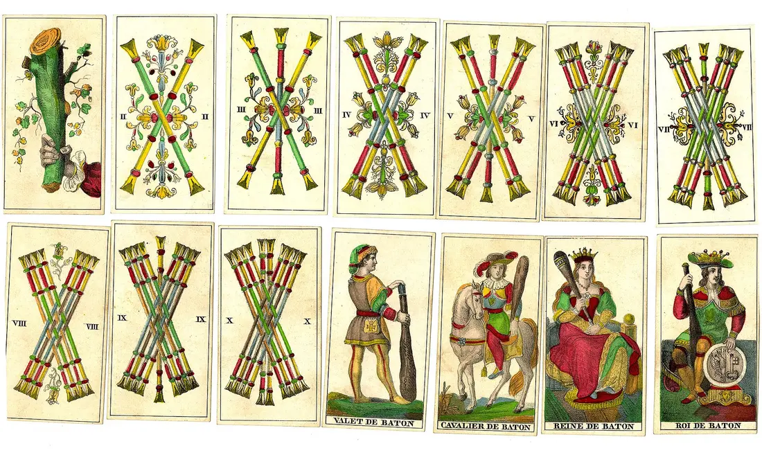 Lá Bảy Cốc: bài học phát triển bản thân: Lá bài Tarot trong các bộ bài cổ