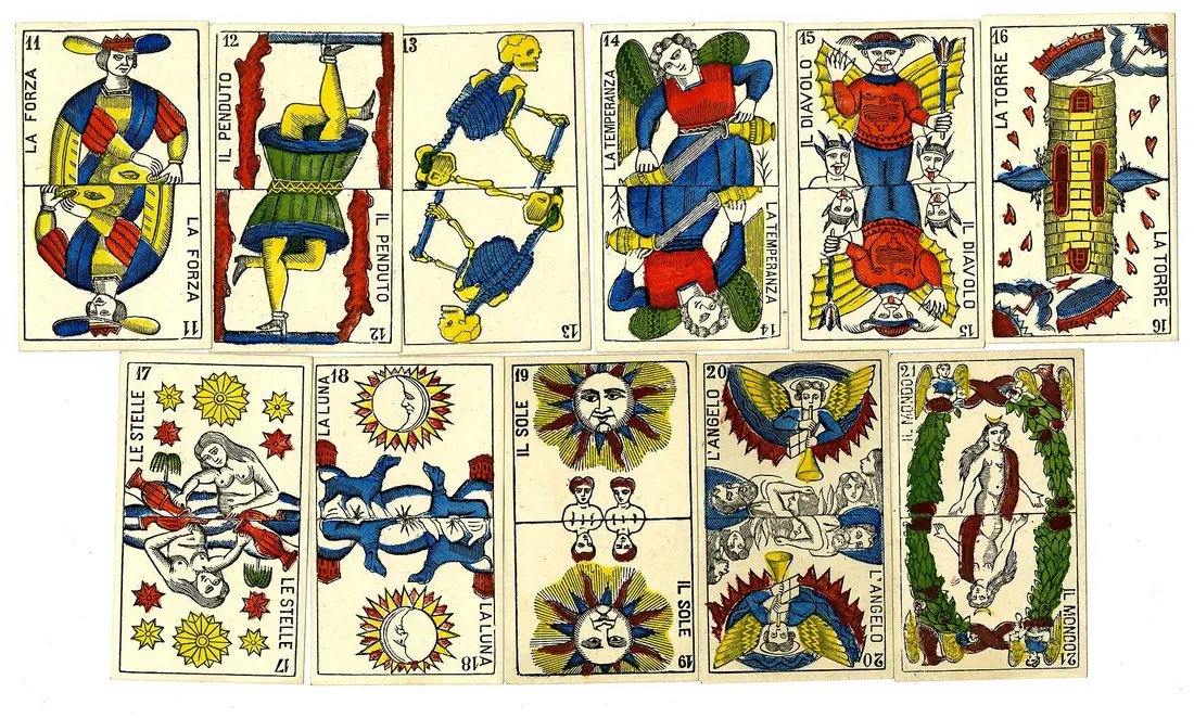 Lá Tám Cốc: bài học phát triển bản thân: Lá bài Tarot trong các bộ bài cổ
