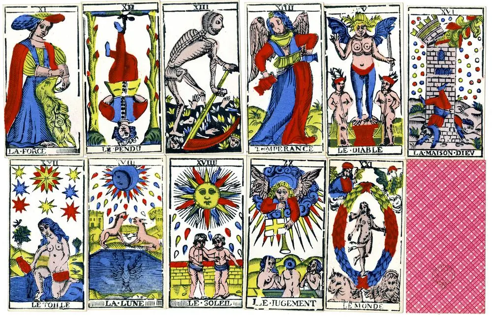 Lá Bảy Gậy khi đại diện cho một người: Lá bài Tarot trong các bộ bài cổ