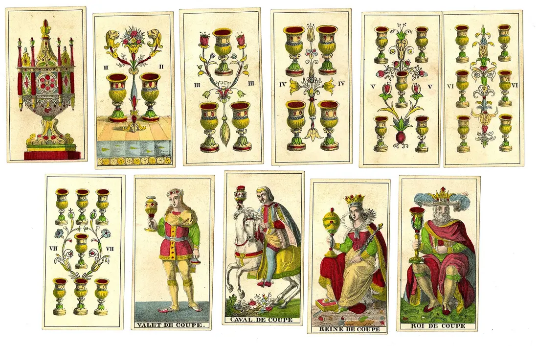 Lá Kỵ Sĩ Cốc: bài học phát triển bản thân: Lá bài Tarot trong các bộ bài cổ