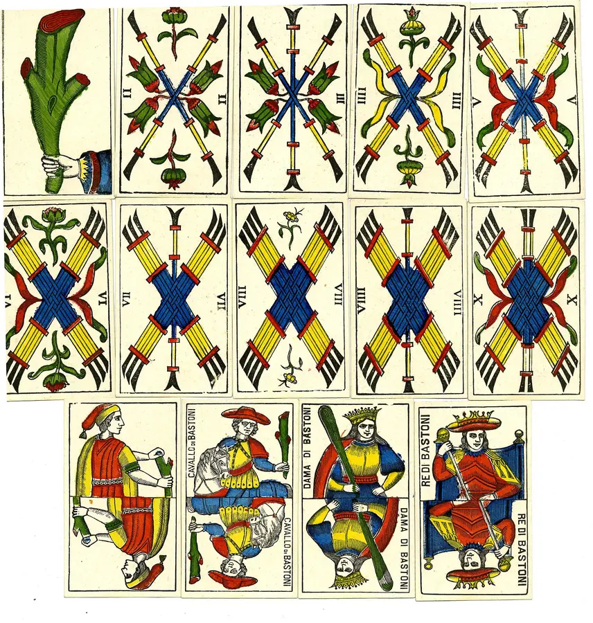 Lá Ba Kiếm: bài học phát triển bản thân: Lá bài Tarot trong các bộ bài cổ