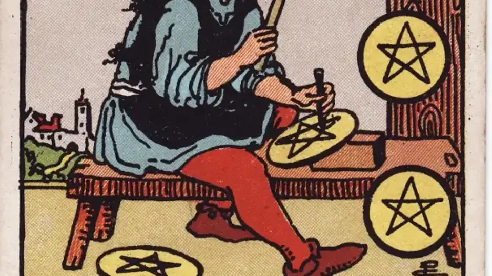 Ý nghĩa lá Tám Tiền trong tình yêu qua góc nhìn Tarot