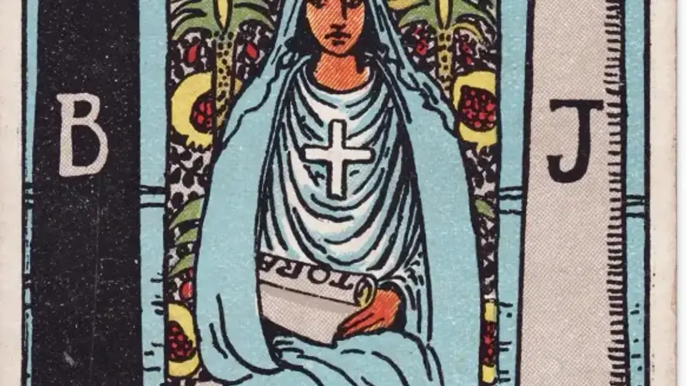 Ý nghĩa lá Nữ Tư Tế trong tình yêu chuẩn bài Tarot
