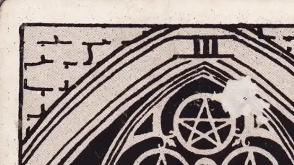 Ý nghĩa lá Ba Tiền ngược trong Tarot chuẩn xác nhất