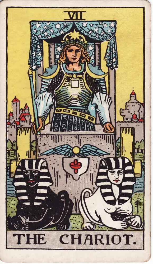 Lá Cỗ Xe: có hay không và lời khuyên: Lá Cỗ Xe (The Chariot) trong bộ Tarot Rider-Waite-Smith, bản in 1909
