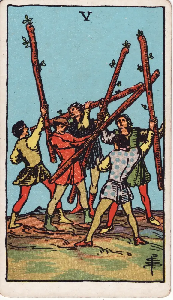 Lá Năm Gậy nói gì về cảm xúc của người ấy: Lá Năm Gậy (Five of Wands) trong bộ Tarot Rider-Waite-Smith, bản in 1909