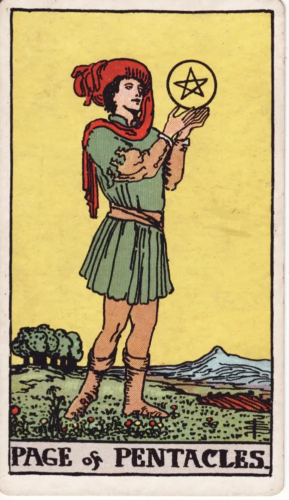 Lá Hầu Cận Tiền: có hay không và lời khuyên: Lá Hầu Cận Tiền (Page of Pentacles) trong bộ Tarot Rider-Waite-Smith, bản in 1909