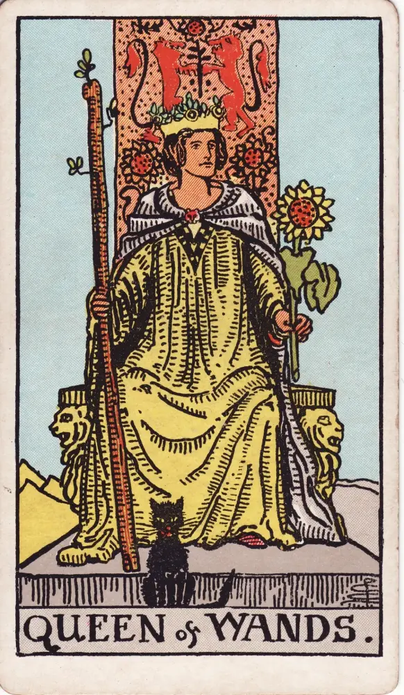 Lá Hoàng Hậu Gậy trong công việc và tài chính: Lá Hoàng Hậu Gậy (Queen of Wands) trong bộ Tarot Rider-Waite-Smith, bản in 1909