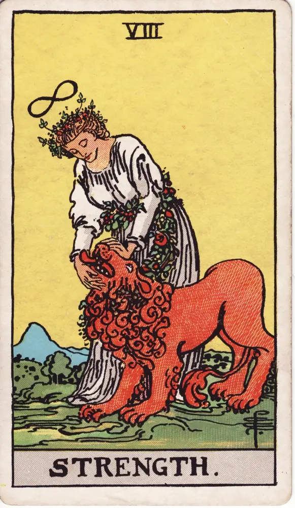 Lá Sức Mạnh: có hay không và lời khuyên: Lá Sức Mạnh (Strength) trong bộ Tarot Rider-Waite-Smith, bản in 1909